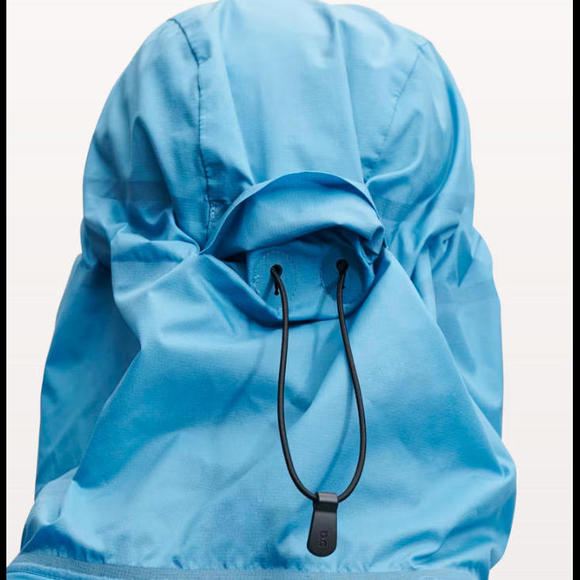 On Cloud Whether Jacket Niagara/Glacier Blue. Men’s M, L, XL NWT MSRP $239.99 - Picture 6 of 9